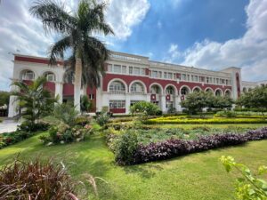Cairo English School